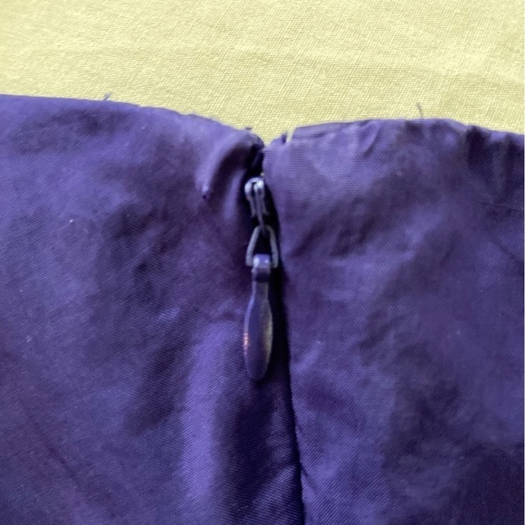 Club Monaco purple ruffle trim 1-shoulder top. 100% cupro. Sz 4. - Picture 3 of 6